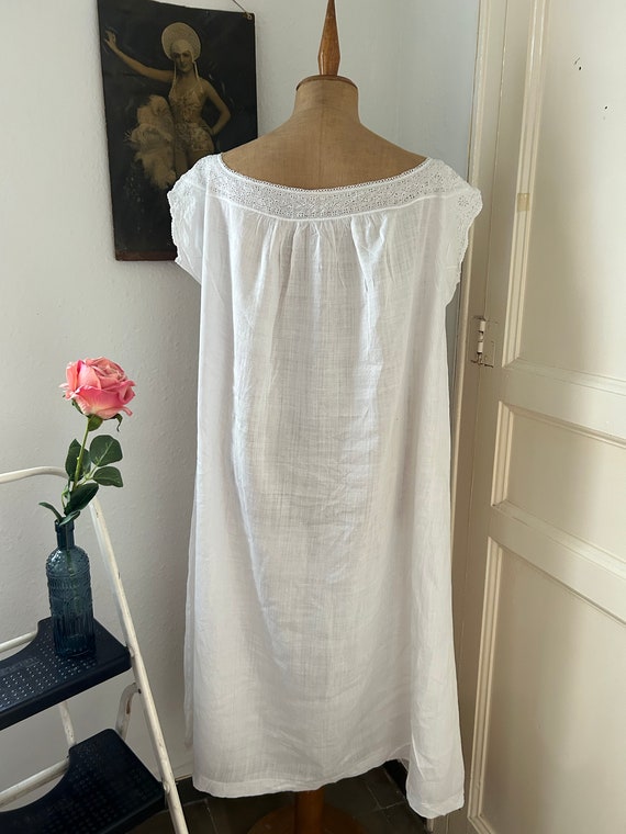 Antique White Linen Muslin Smock Nightgown with D… - image 8