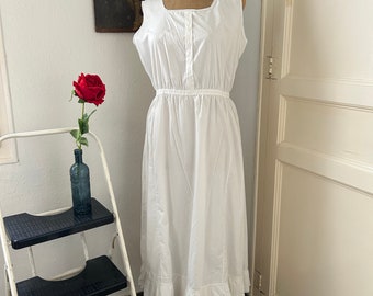 Edwardian White Cotton Petticoat Slip Dress, Antique Maxi Length Sleeveless Nightgown Size Large