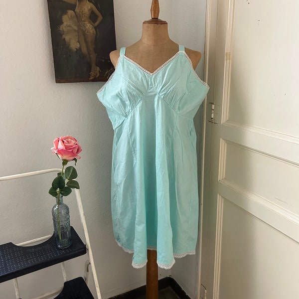 Vintage 1930s Sea Foam Green Cotton Sleeveless Nightgown w/ Lace Trim Size Extra Large XL Plus Size