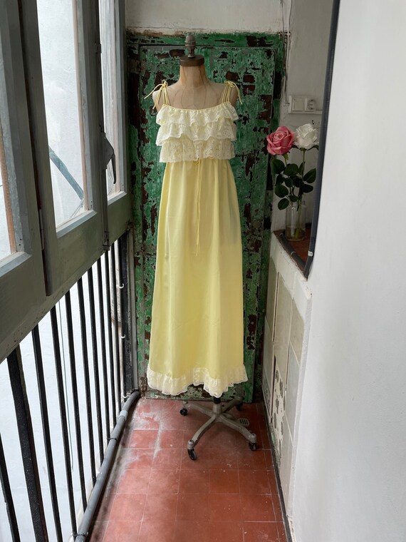 gown dress size 34 - Gem