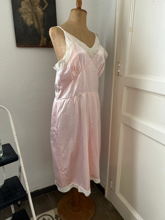 Vintage 1940s Pink Liquid Satin Slip Dress w/ Lac… - image 8