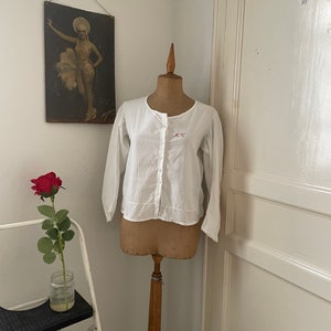 Edwardian White Cotton Scoop Neck Corset Cover with Long Sleeves, Antique Cotton Long Sleeved Blouse Size Small to Medium MC Monogram 1910s