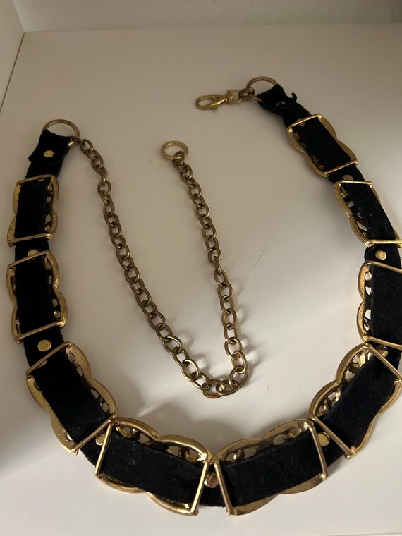 90s Opulent Faux Suede Belt: Vintage Crystal & Faux Pearl  display picture 1