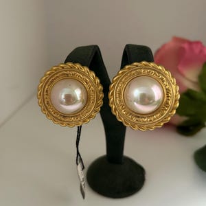 NOS Vintage Faux Pearl Cabochon Clip Earrings, Classic Dome Shaped Clip-Ons, Elegant Pearl Clips, Matte Gold Rope Trim, Gift for Her