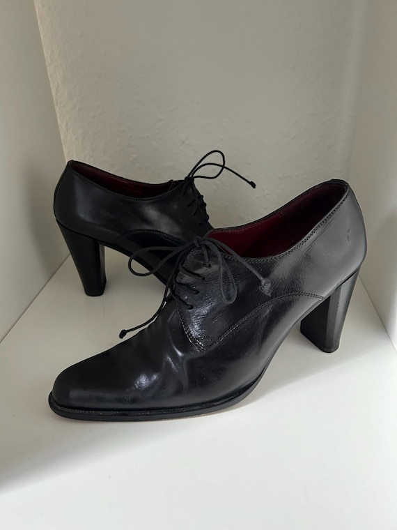Vintage 90s Black Leather Witchy Pointed Toe Oxford Lace-up Heels