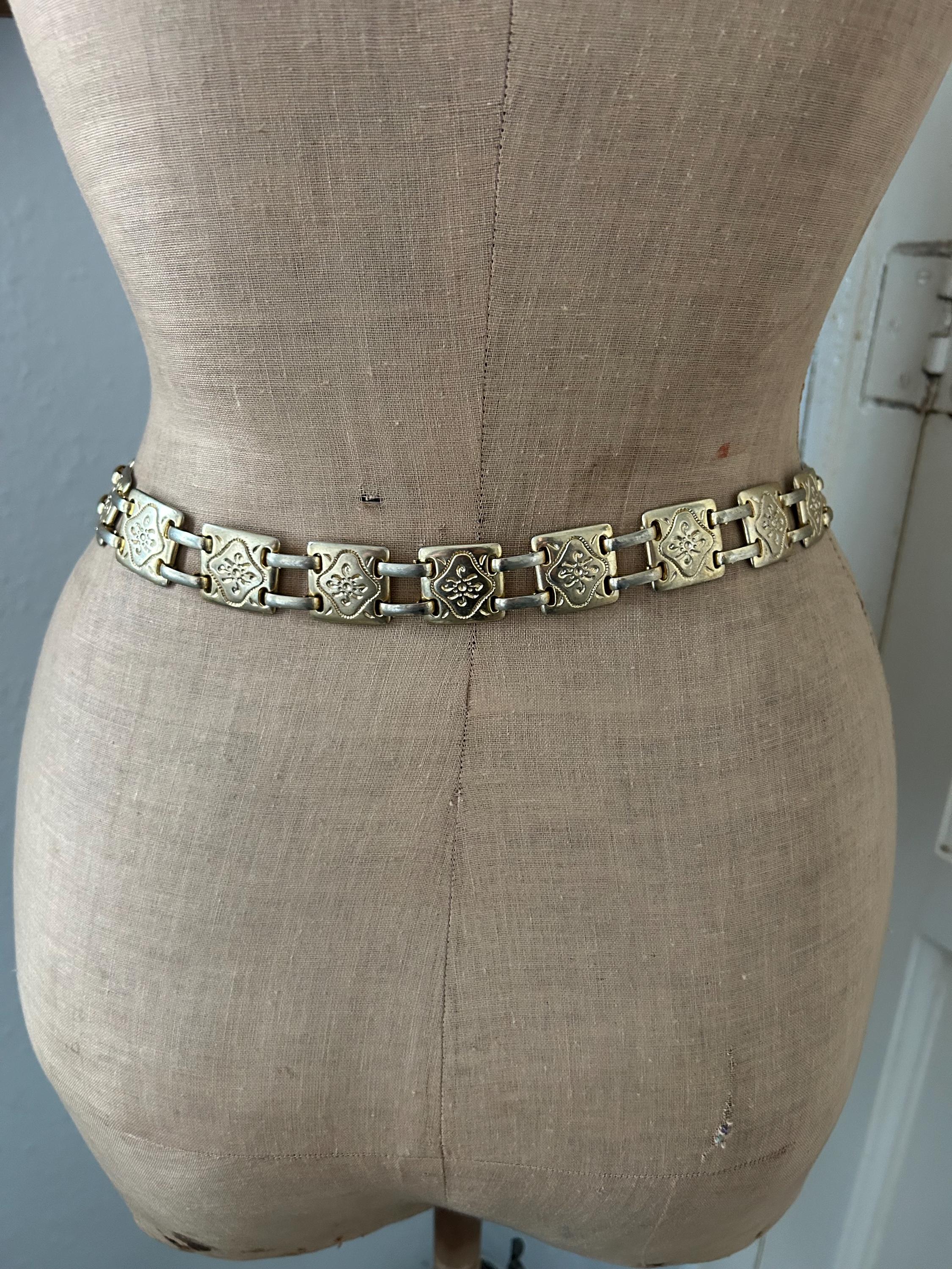 ETRO gold tone jewel chain link belt - NEVER WORN BRAUN lightweight chunky gold cable chain and tassel belt main image 3