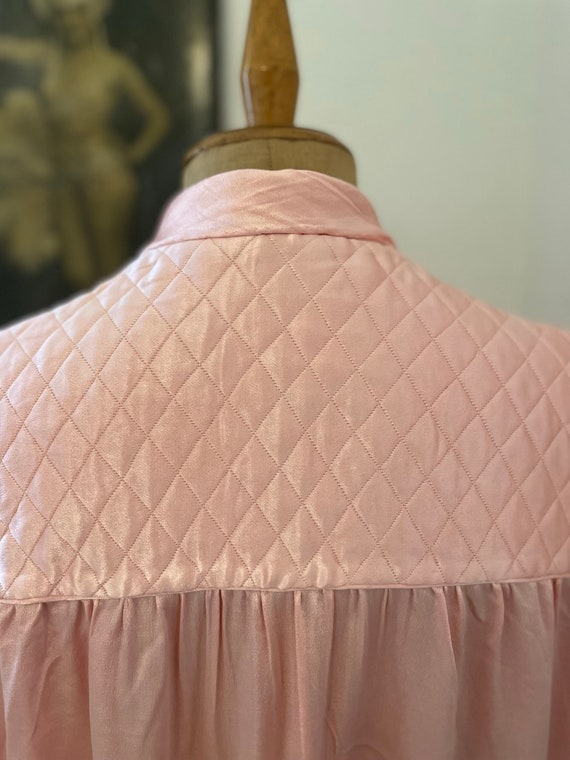 Beautiful 1940s Pink Quilted Liquid Satin Boudoir… - image 8