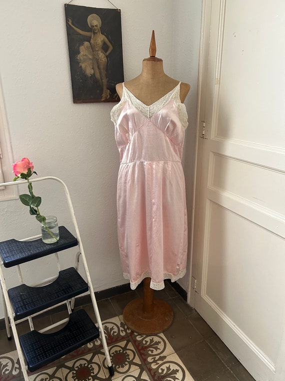 Vintage 1940s Pink Liquid Satin Slip Dress w/ Lac… - image 1