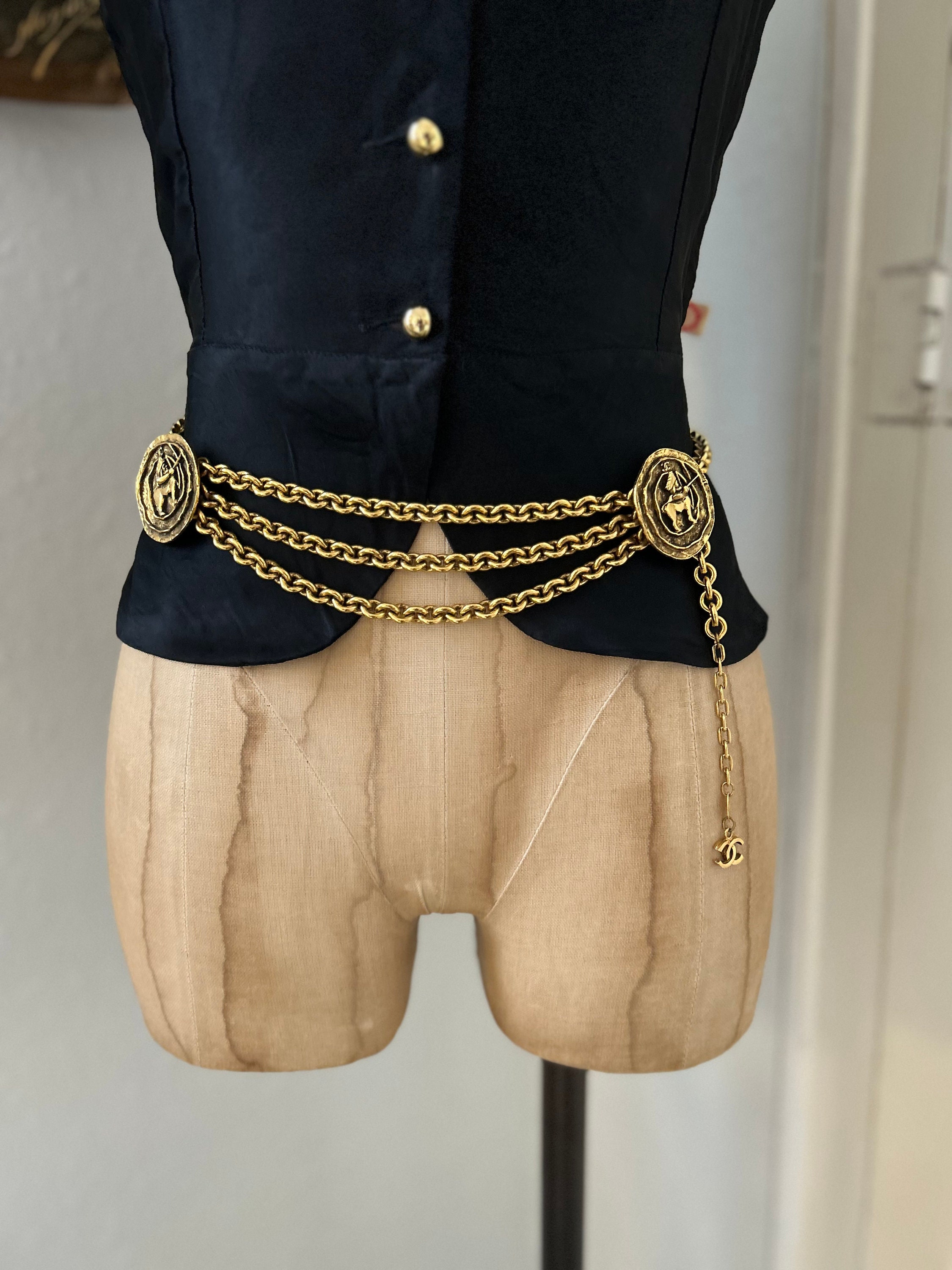 Chain Belt Chanel -  Sweden