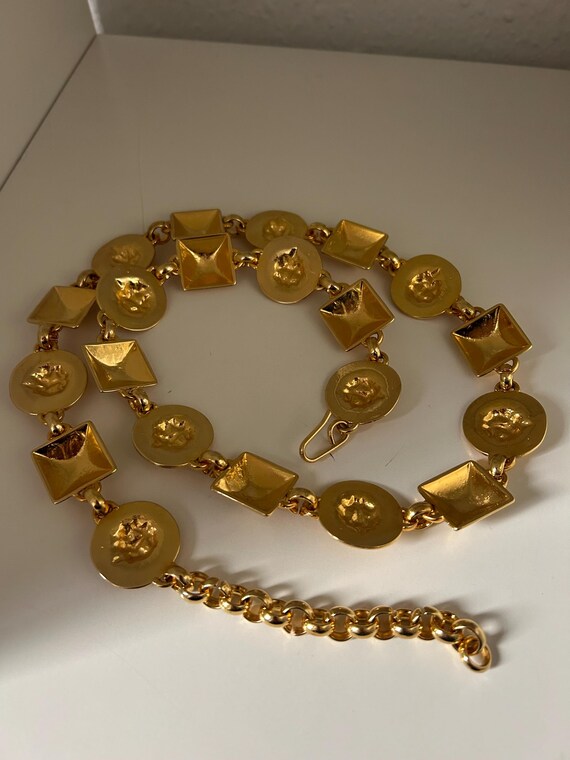vintage✨　GIANNI VERSACE chain belt Lion Vintage Gianni Versace Lion Head and Greek Key – RSTKD