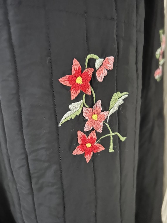 1940s Floral Embroidered Black Quilted Rayon Full… - image 7