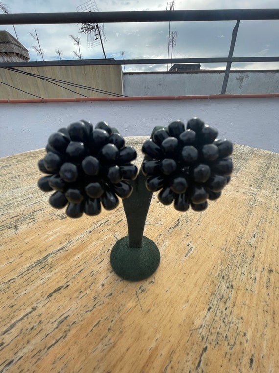 Vintage Big Black Spore Atomic Flower 80s does 60… - image 1
