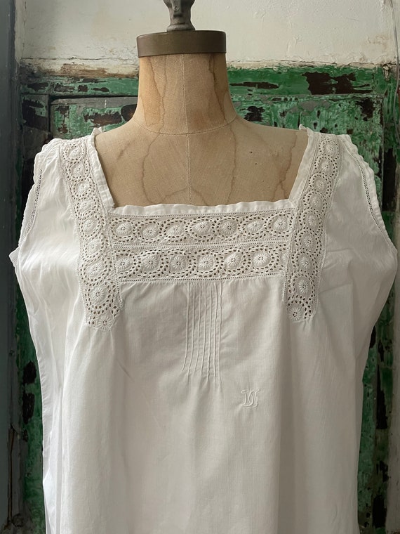 Antique Edwardian Sleeveless Embroidered Lace Whi… - image 3
