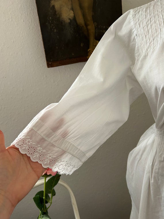 Antique White Cotton Broderie Anglaise Ruffle Nig… - image 4