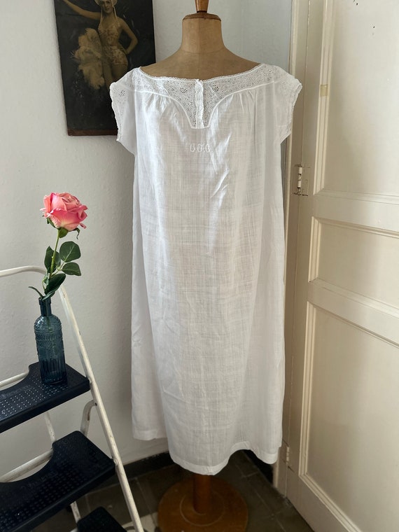 Antique White Linen Muslin Smock Nightgown with D… - image 2