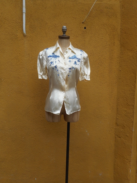 Vintage 1930s White Liquid Silk Hand Embroidered B