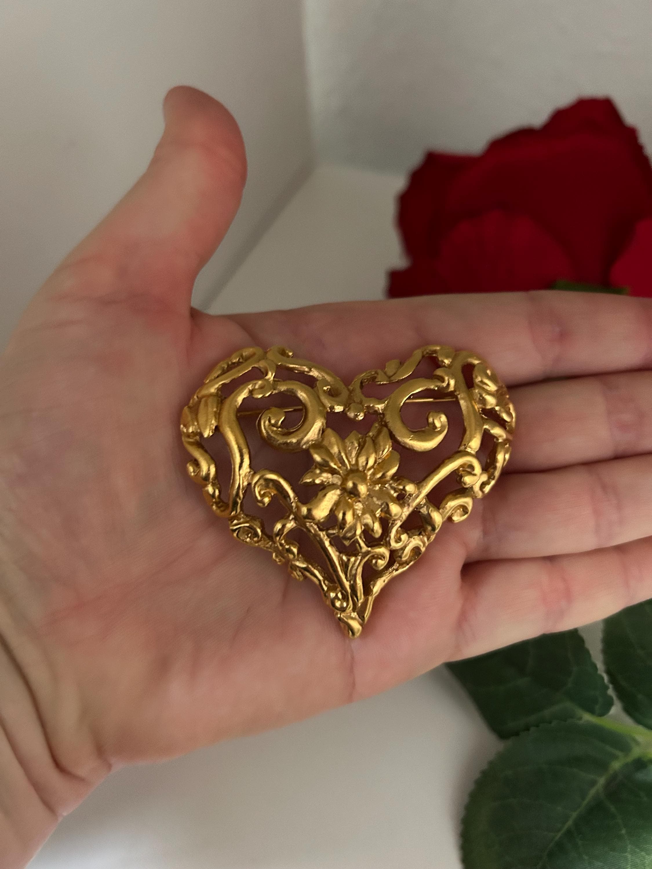 Vintage Christian Lacroix Gold Heart Brooch - Etsy