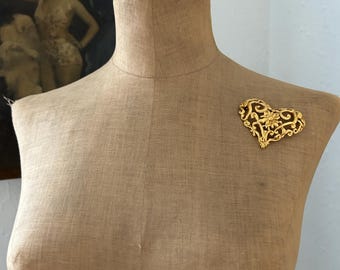 Vintage Christian Lacroix Gold Heart Brooch - Etsy