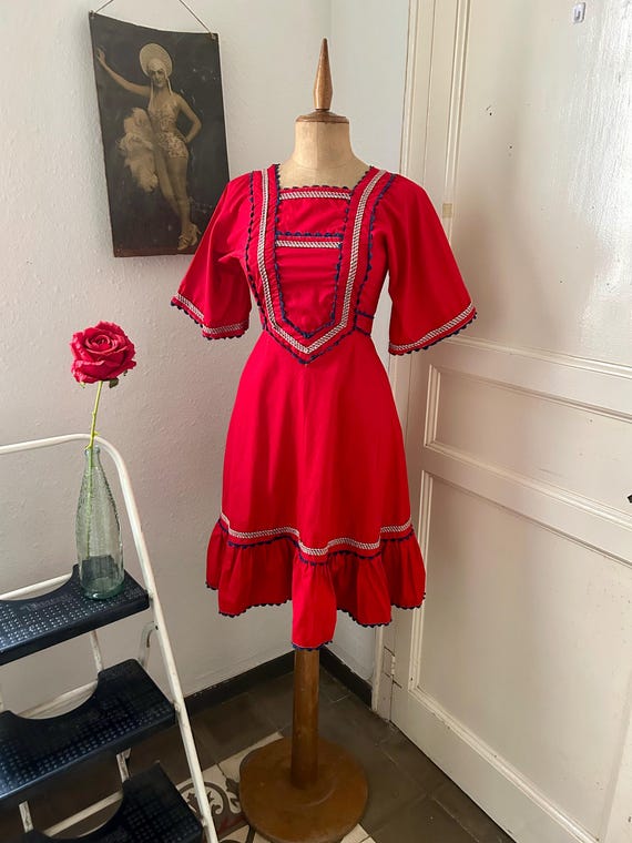 red 70s dress Vintage 70s Red Folk Dress Square Dance Gown Size Small