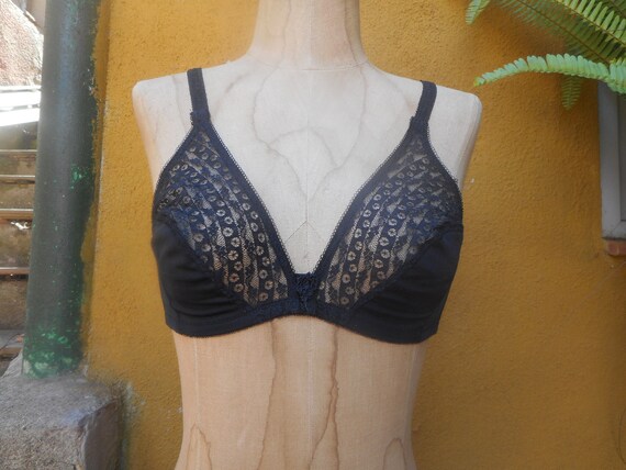 Vintage Deadstock NWOT French Black Lace Bra Size 32 B FR 85 EU 70