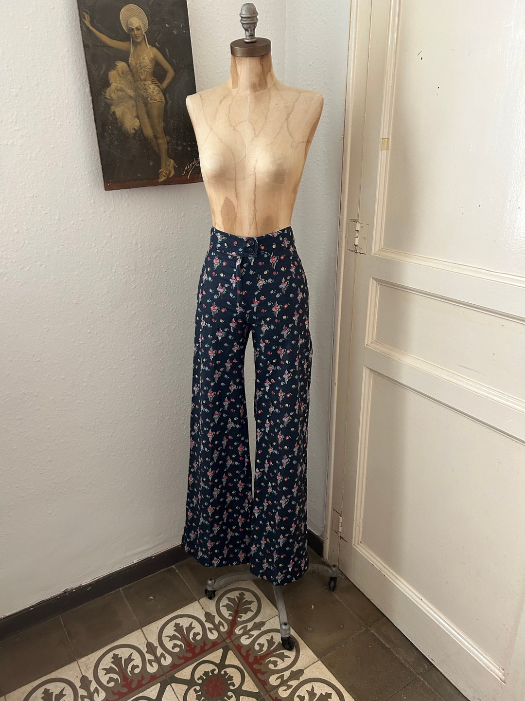 Vintage 70s Floral Print Cotton Flares Size Medium 28” Waist - Etsy