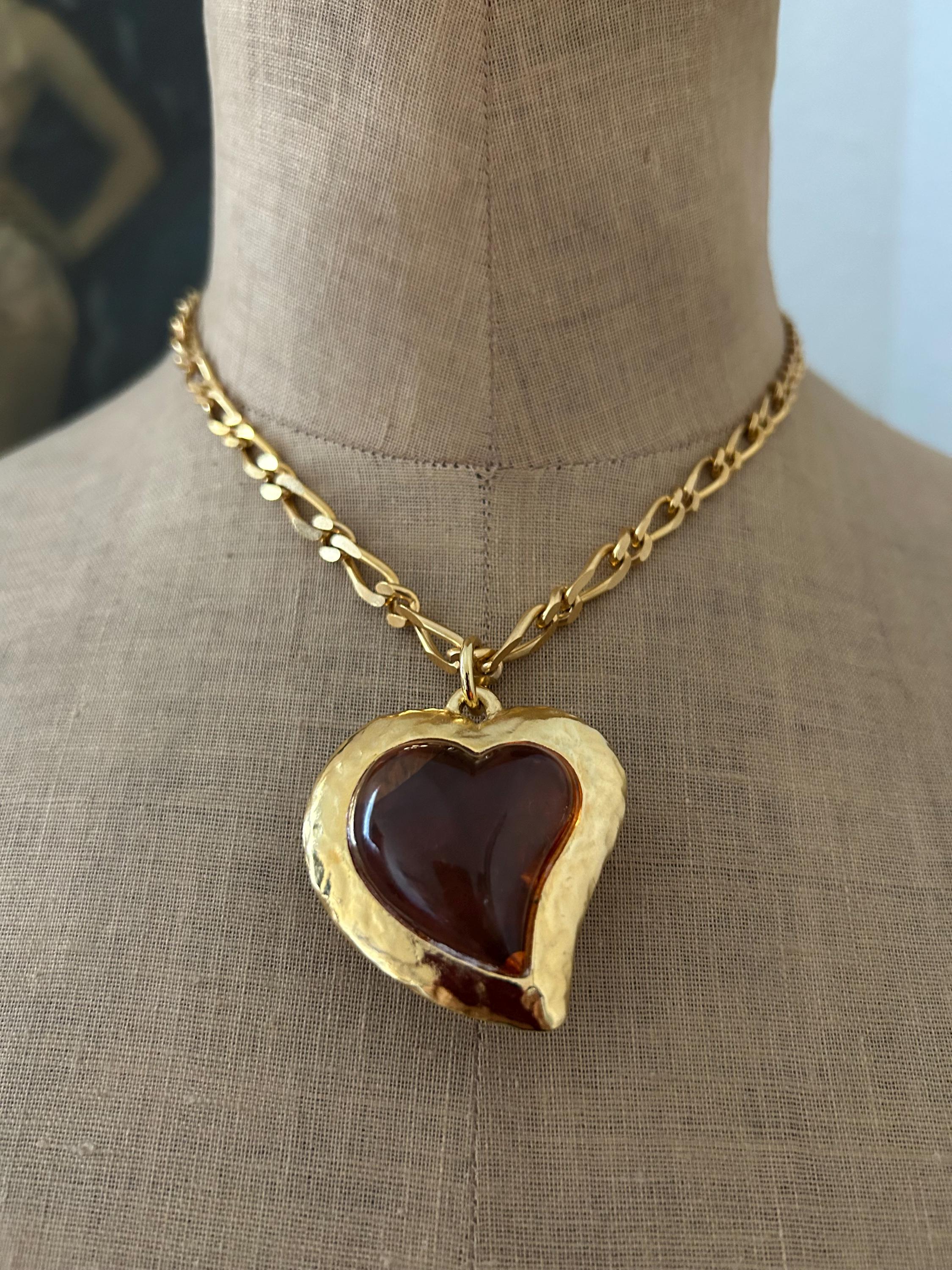 アクセサリー Yves Saint Laurent Heart Gold necklace Yves Saint Laurent Heart Necklace YSL Charm Gold Chain