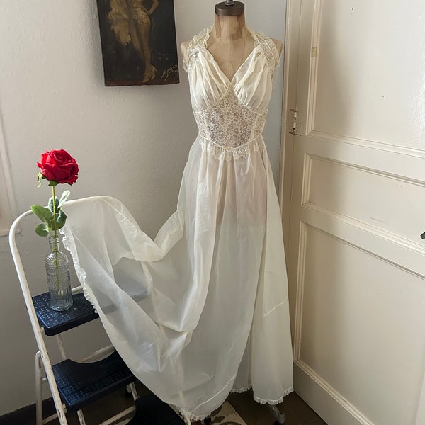 1950s Cream Colored Nylon and Lace Halter Neck Bridal Nightgown