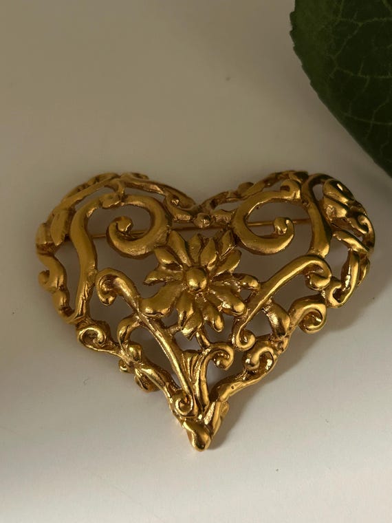 Vintage Christian Lacroix Gold Heart Brooch - Etsy