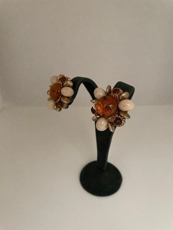 Vintage Light Brown Beaded Cluster Clip Earrings … - image 2