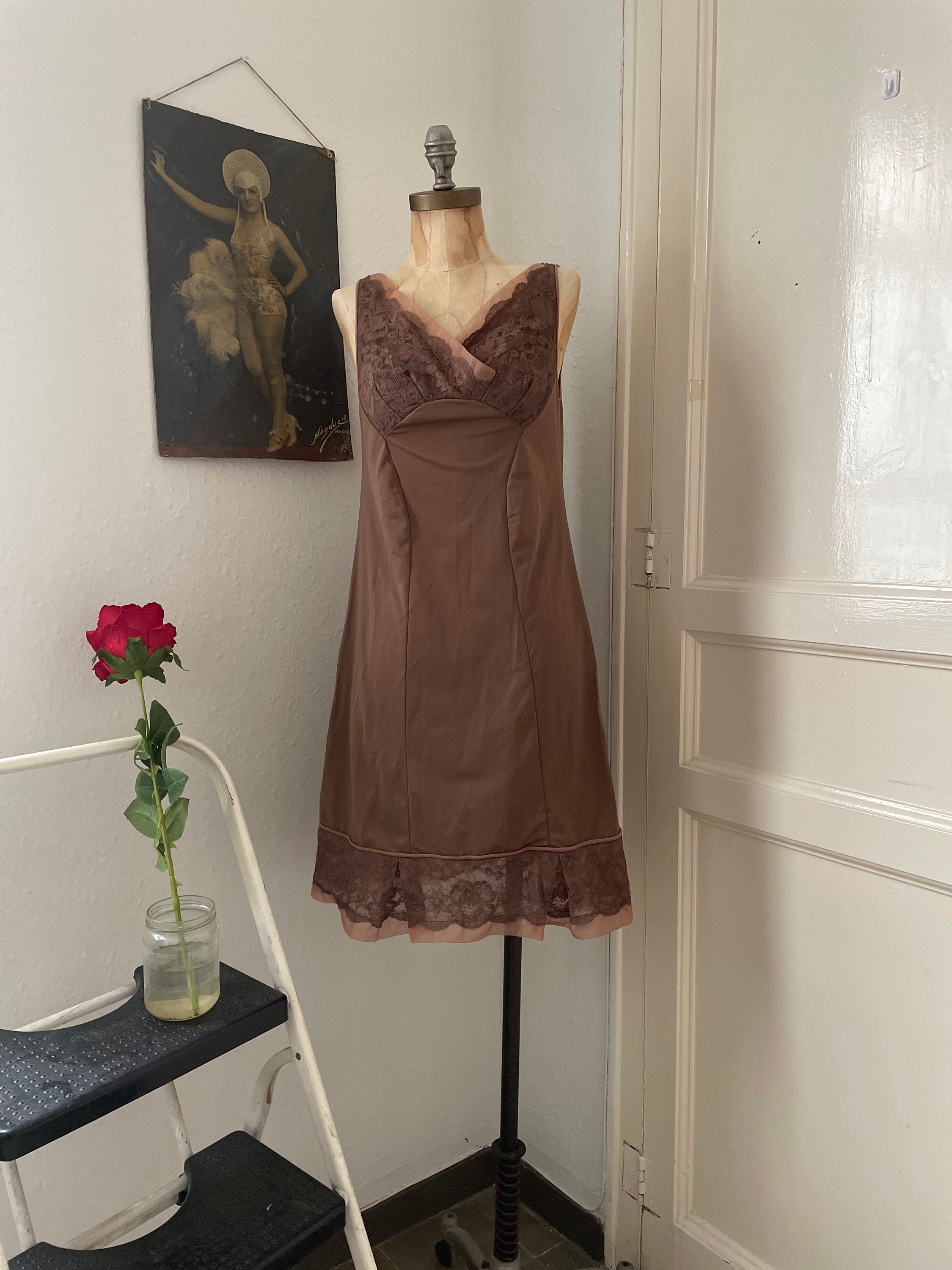 Vintage Chocolate Brown Nylon Slip Dress, Lacy Hourglass Negligee 