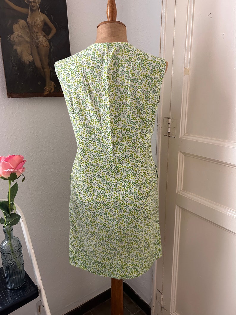 Vintage 1960s Green Floral Print Sleeveless Shift Dress with Pockets zdjęcie 8