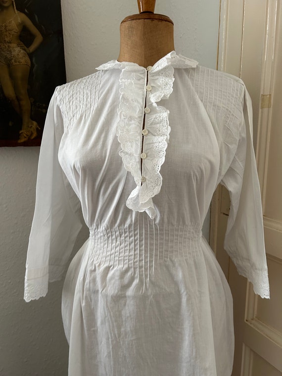 Antique White Cotton Broderie Anglaise Ruffle Nig… - image 2