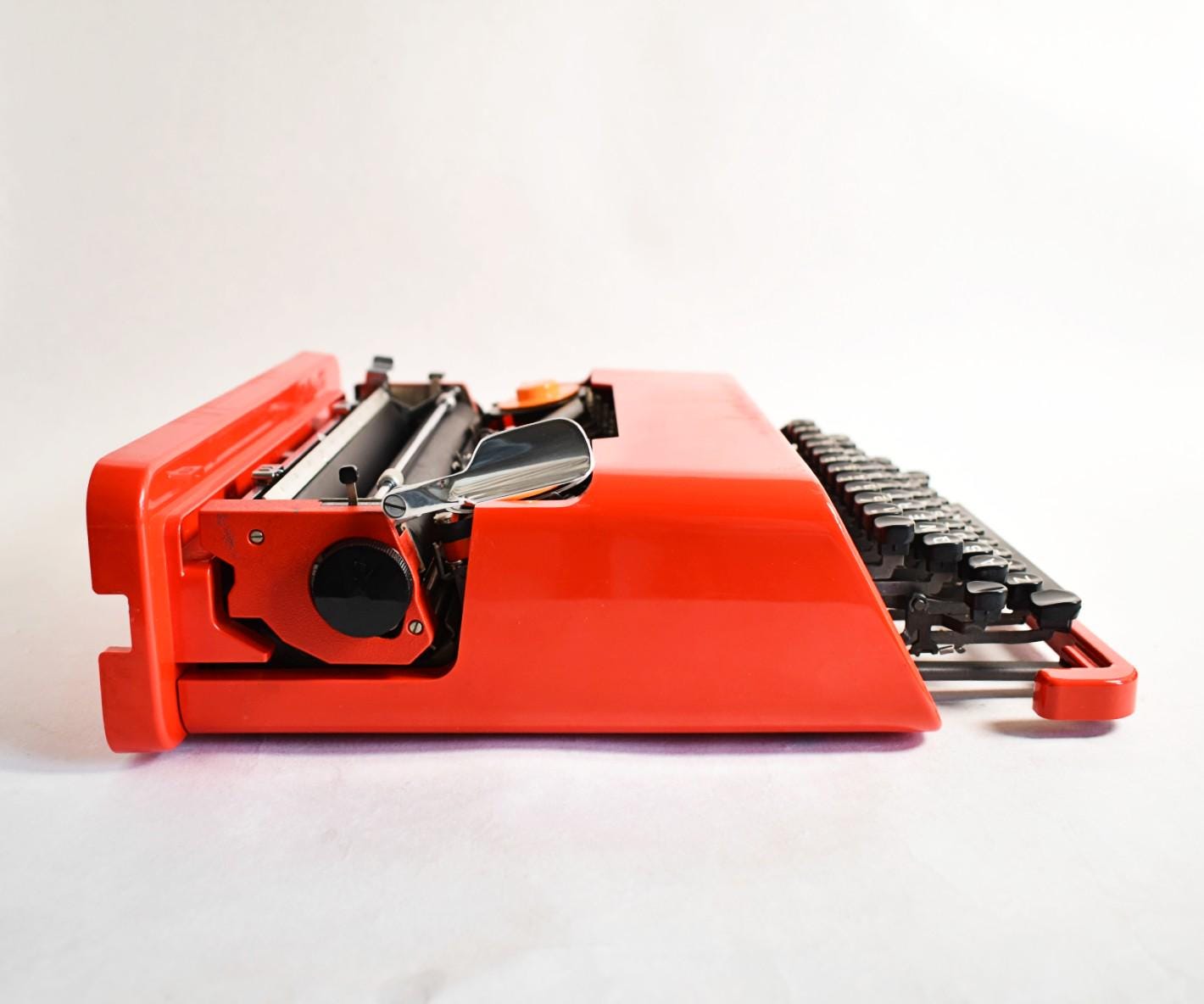 Olivetti valenetime　 タイプライター オリベッティ olivetti オリベッティ 