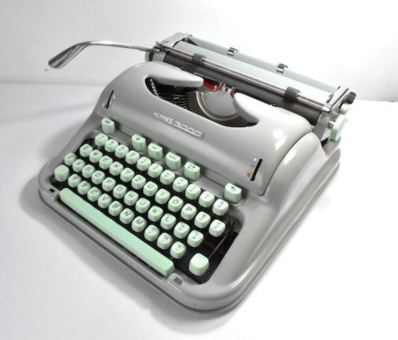 Pre-order* Professionally Restored Hermes 3000 Vintage Working