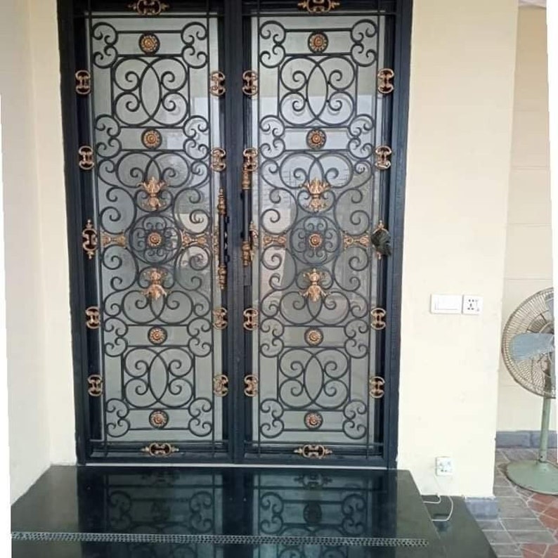 Wrought Iron Double Doors Cast Iron Ornaments Door Hand Solid
