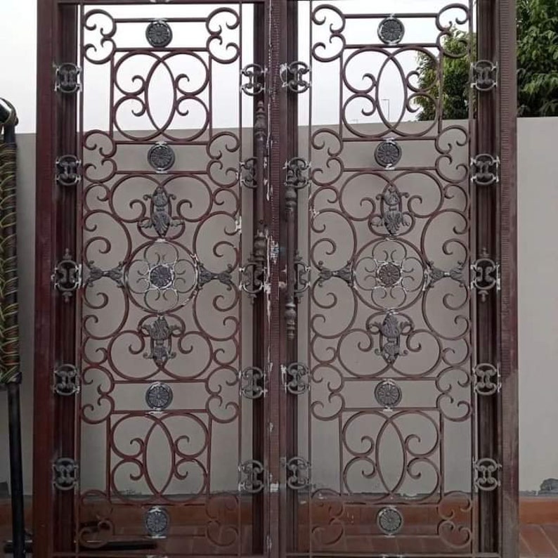 Wrought Iron Double Doors Cast Iron Ornaments Door Hand Solid