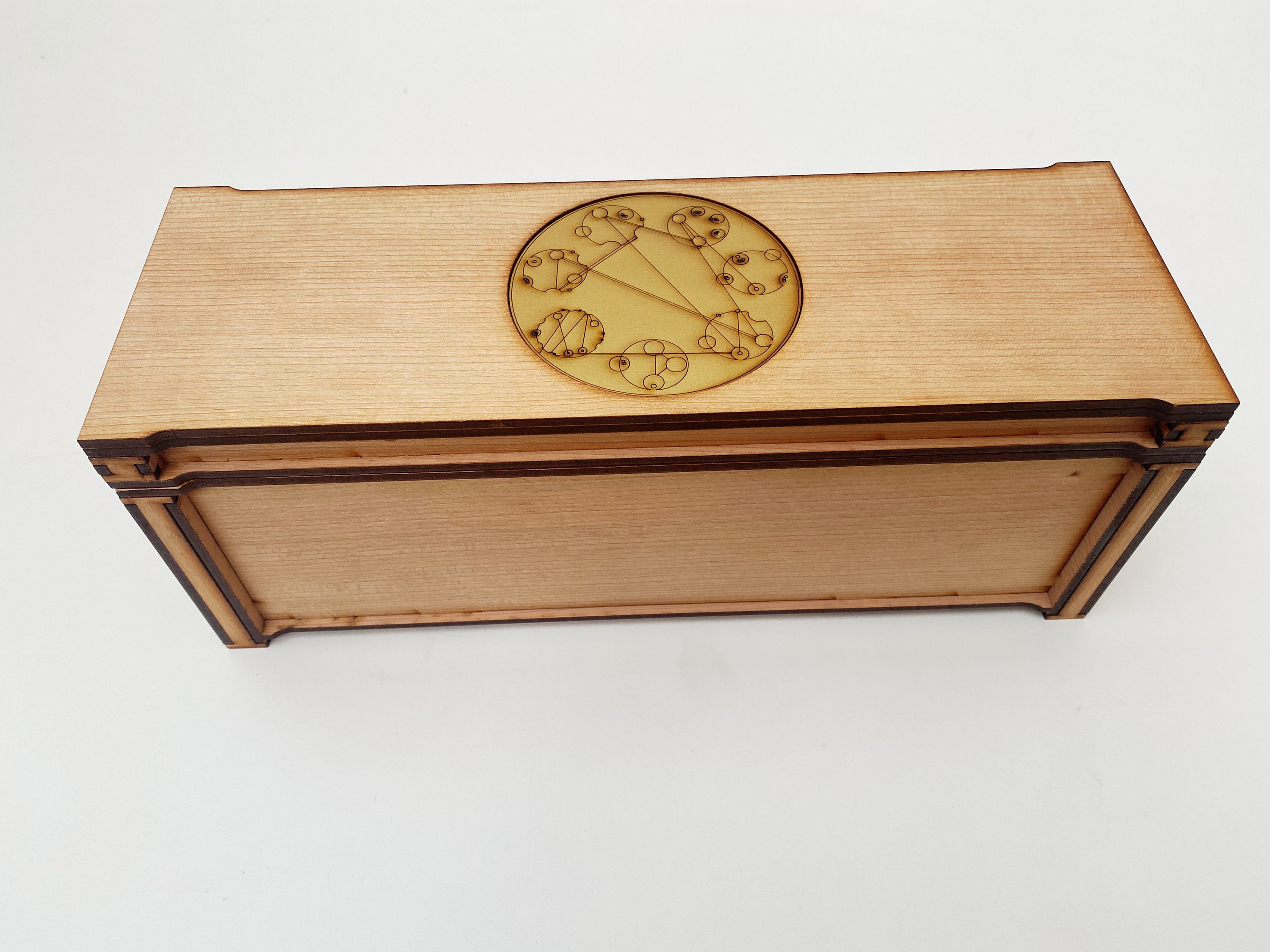 ドクター・フーのワインまたはウイスキーボックス。ガリフレイ語のテキスト - フーヴィアンのためのガリフレイ語で自分の名前を記したテキスト。ターディスやコスプレにぴったり  - Etsy 日本, image size:3000x2250