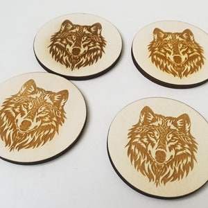 Sous-bocks loup - Sous-verres en bois avec Fenrir, le loup nordique, gravure.  Loup scandinave viking