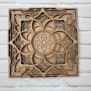 Mandala - houten vierkant met meerdere lagen - ontwerp met zes lagen