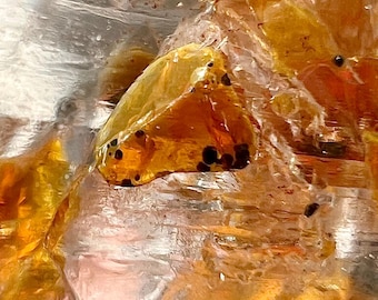 Petroleum quartz polished specimen with methane bubble - quartz rock crystal inclusion - ID A0494