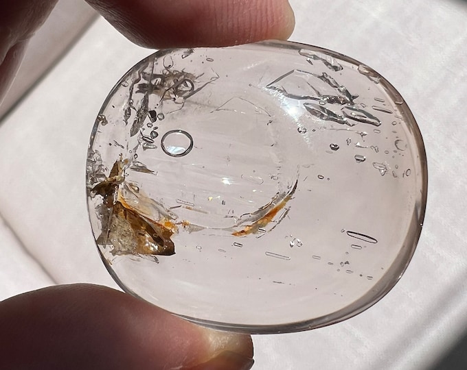 Superb Unmounted thin Enhydro crystal with nice moving bubble in a beautiful cavity, and also a fixed bubble - Ideal for jewelry ID A0021