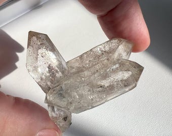 Fine quartz rock crystal specimen - Superb unpolished specimen from Brazil IDA 0640