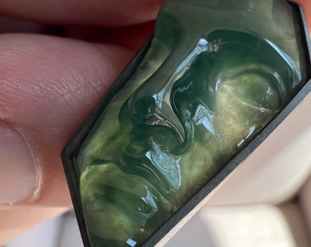 Jade pendant - high quality jade carving mounted in silver - Superb pendant - ID A0103