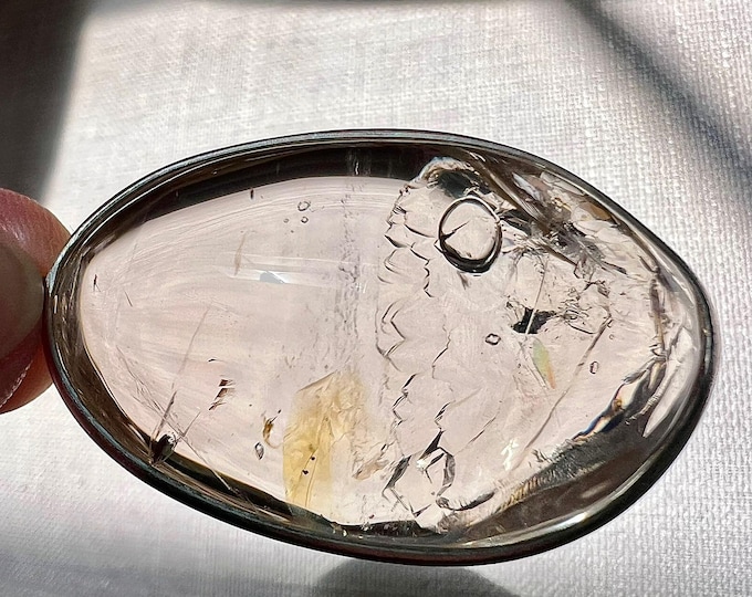 Elegant teardrop pendant with moving bubble in a large etched cavity, lots of movement - quartz rock crystal ID A0531