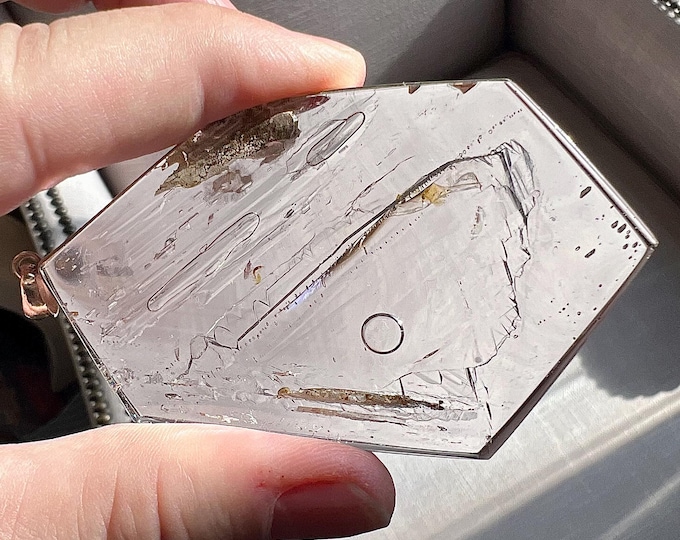 Impressive Enhydro with a bubble moving in a large cavity - top quality thin pendant quartz rock crystal - ID A0492