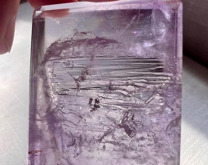 Inclusion - Elegant faceted amethyst quartz rock crystal with superb internal inclusions - IDA 0639