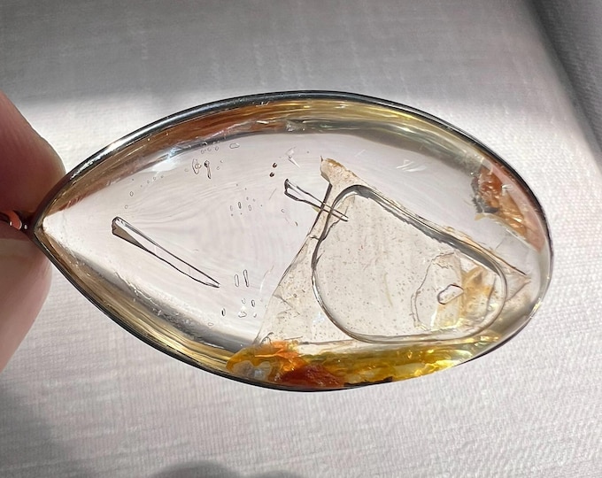 Enhydro pendant with large moving bubble - quartz rock crystal with golden healer inclusion - ID A0505