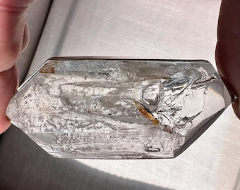 Enhydro Quartz Pendant 2 moving bubbles – Golden Healer, Brazil ID A0496