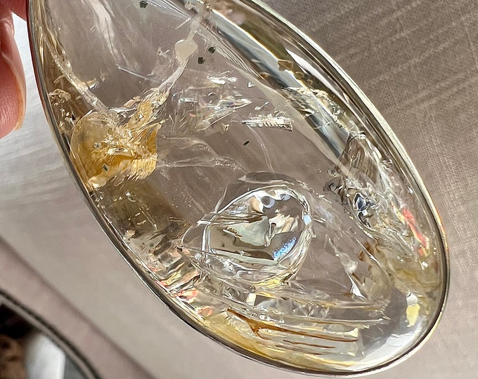 Large enhydro with moving bubble - elegant quartz rock crystal pendant with chain - IDA0660