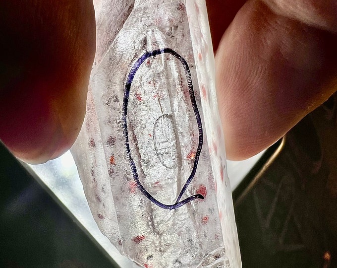 Mineral specimen - Fluid inclusion Enhydro quartz crystal with hematite phantom - Unpolished - Rare specimen in this size - ID A0729